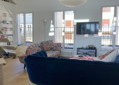 Rénovation complète avec aménagement des combles – Paris 9e